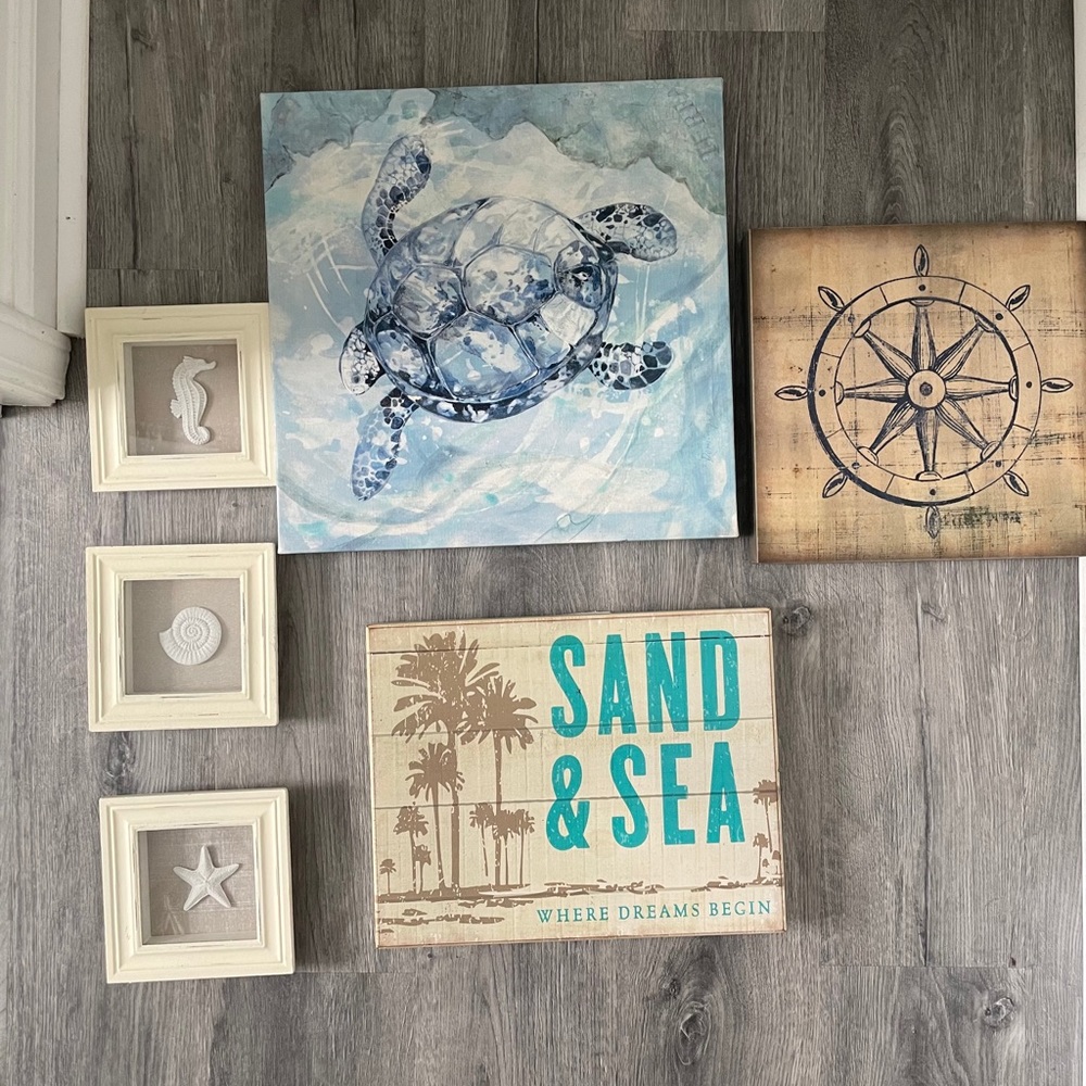 Coastal wall decor